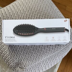 NIB T3 EDGE Heated Styling Brush - Black with Rose Gold Trim